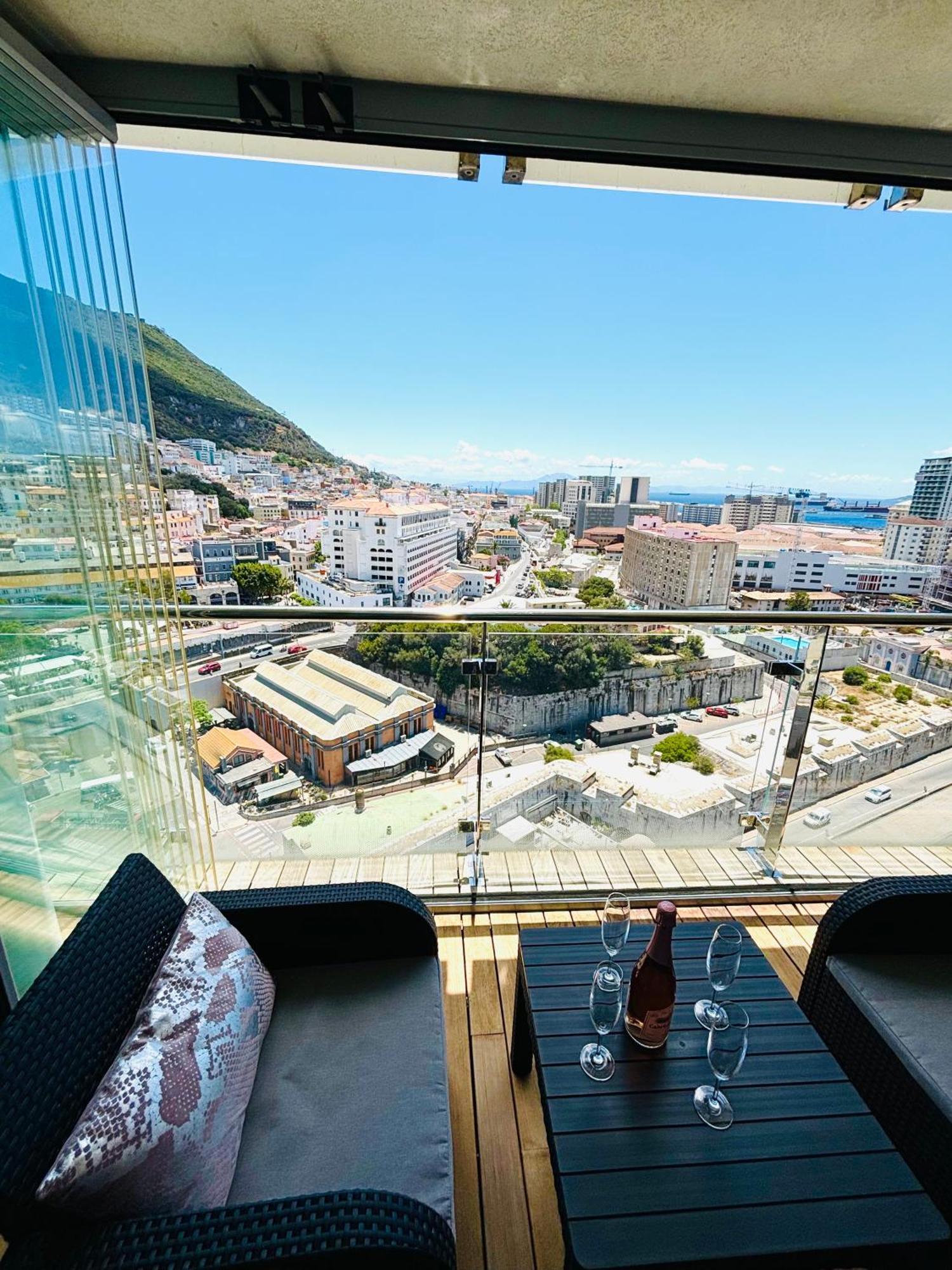 Ocean Village High Floor Luxury Modern Apartment Gibraltar Exterior photo