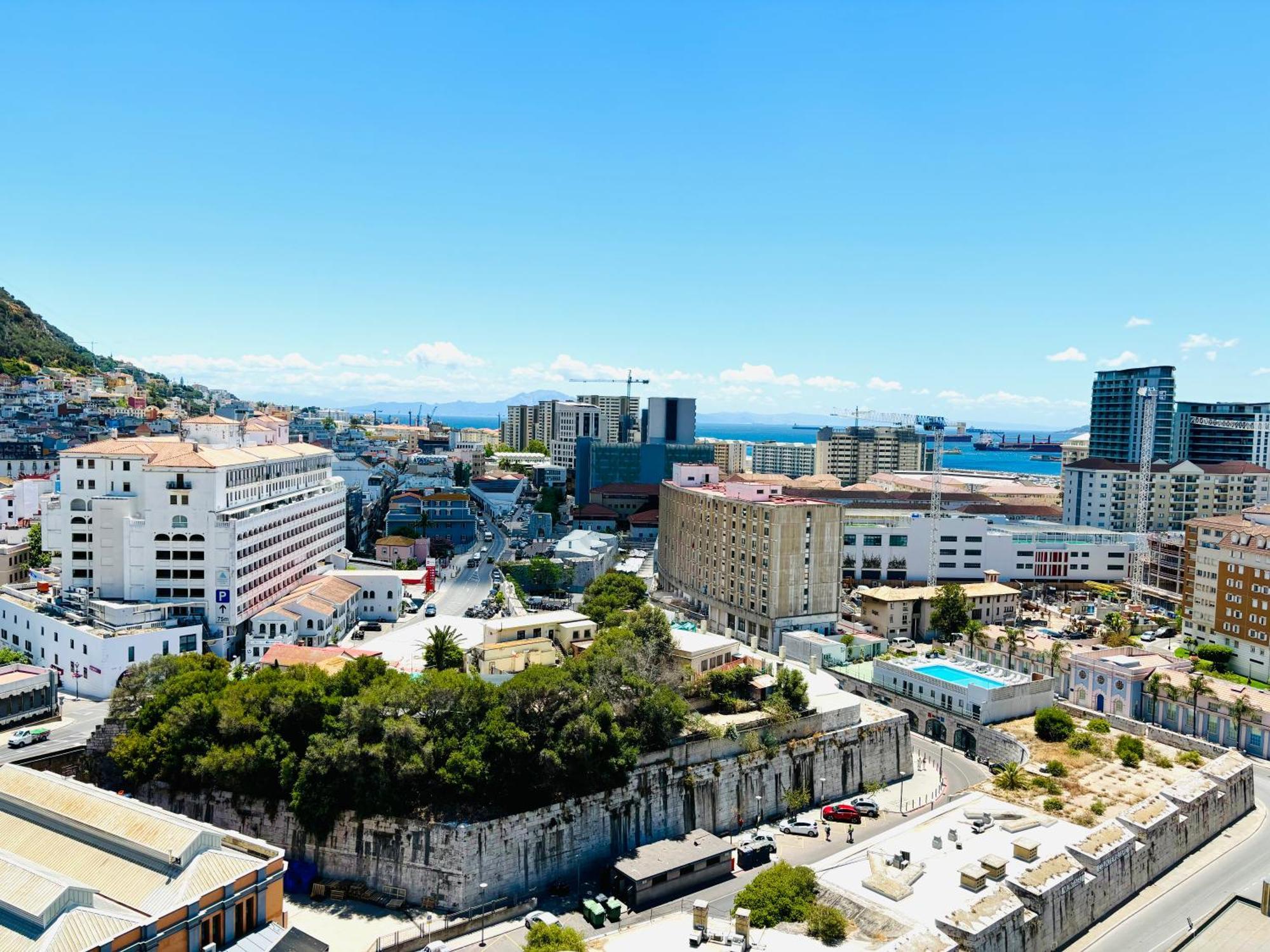 Ocean Village High Floor Luxury Modern Apartment Gibraltar Exterior photo