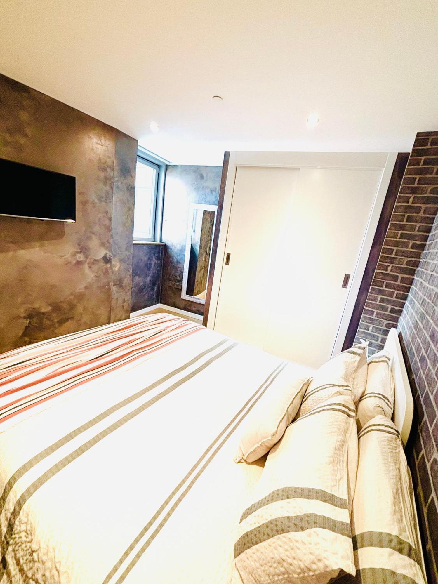 Ocean Village High Floor Luxury Modern Apartment Gibraltar Exterior photo